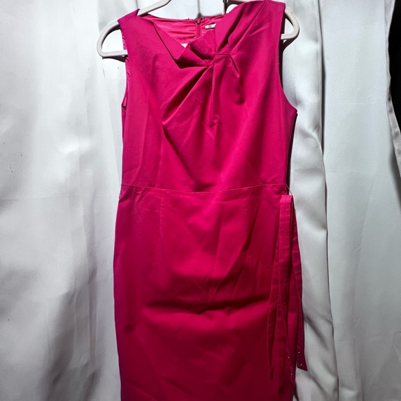 Tahari Red Twist Neck Sheath Dress Sleeveless Career Cocktail Size 12 - Picture 5 of 10